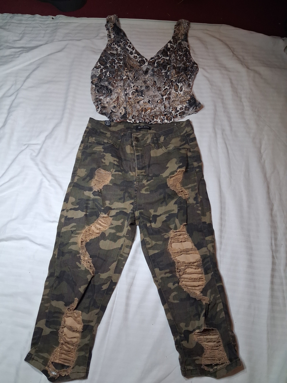 Shirt(xl) And Bottoms(9)